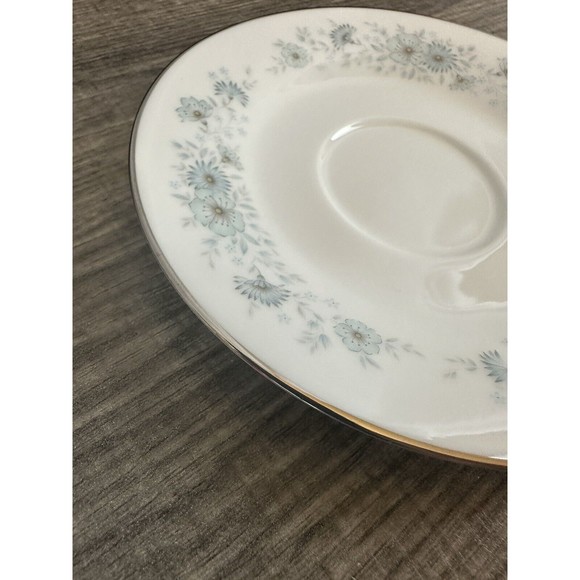 Noritake Porcelain China 6716 INVERNESS Platinum Vintage Japan Blue White Saucer - Picture 13 of 16